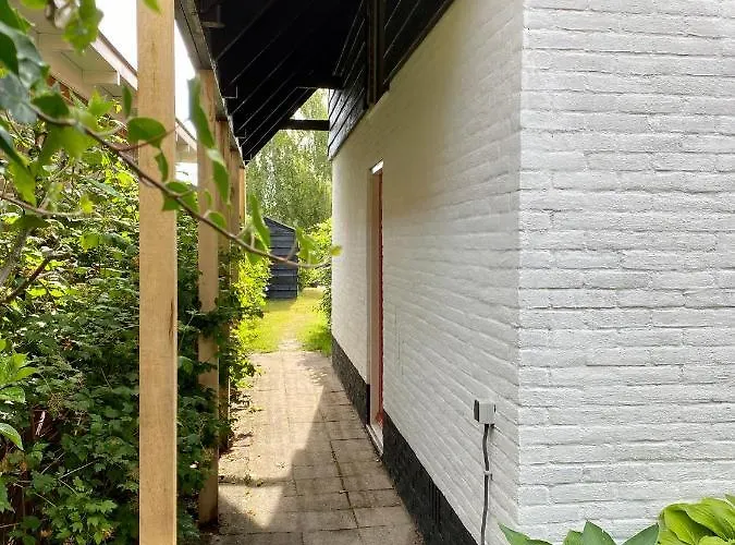 Tiny House De Oude Berg Casa de Férias Bergen